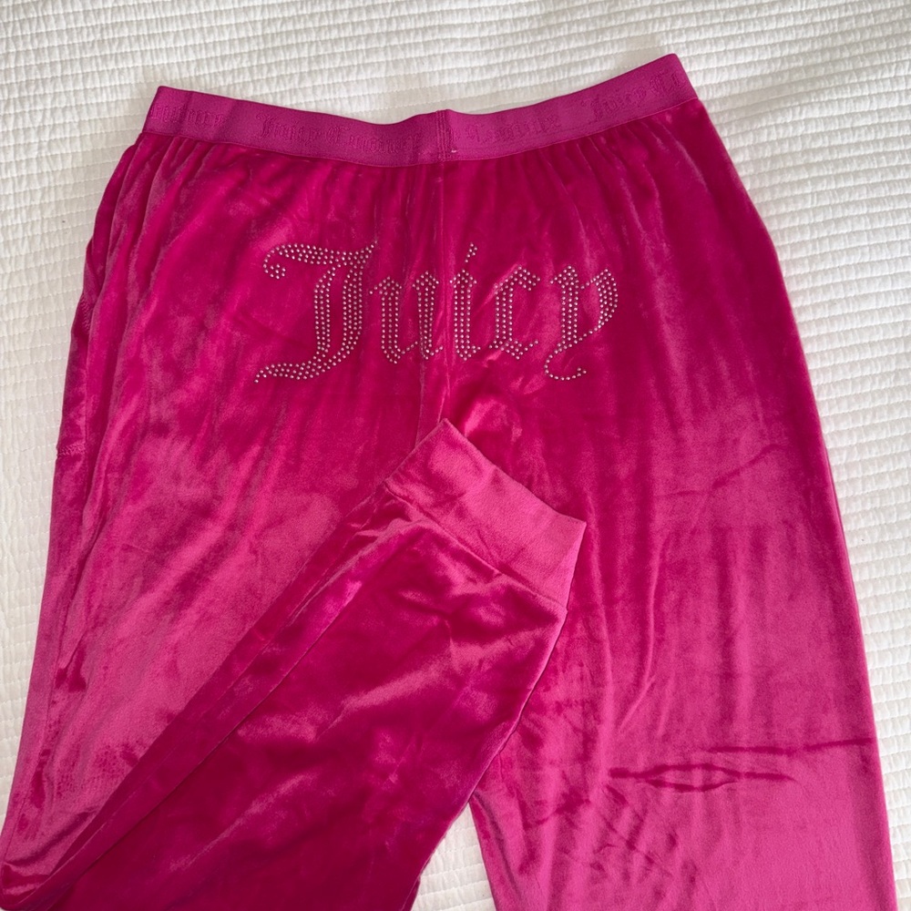 Juicy Couture Fuchsia Velour Lounge Pants
